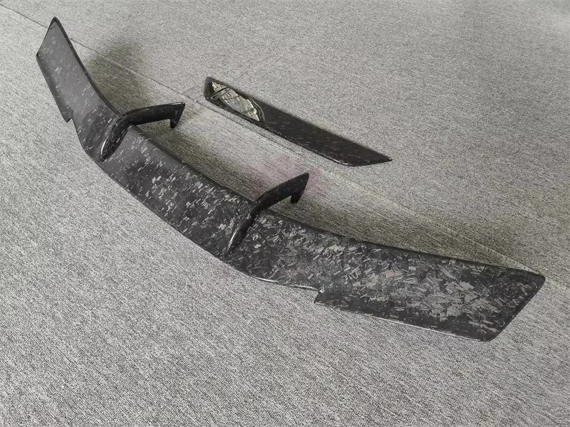 Used for Hurcan LP580 LP610 N Style High-quality Forged Grain Carbon Fiber Rear Spoiler Body Kit